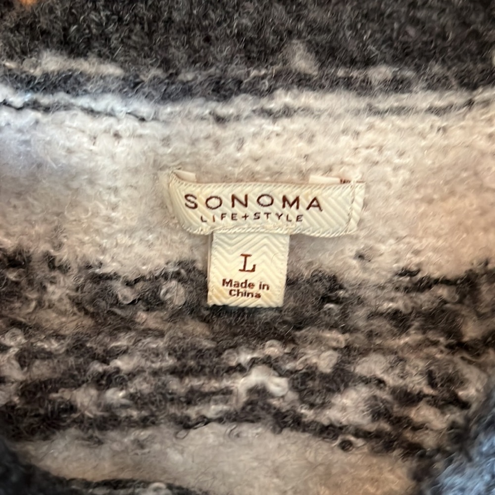 Sonoma lifestyle sweater. Size L. EUC. - Picture 3 of 4